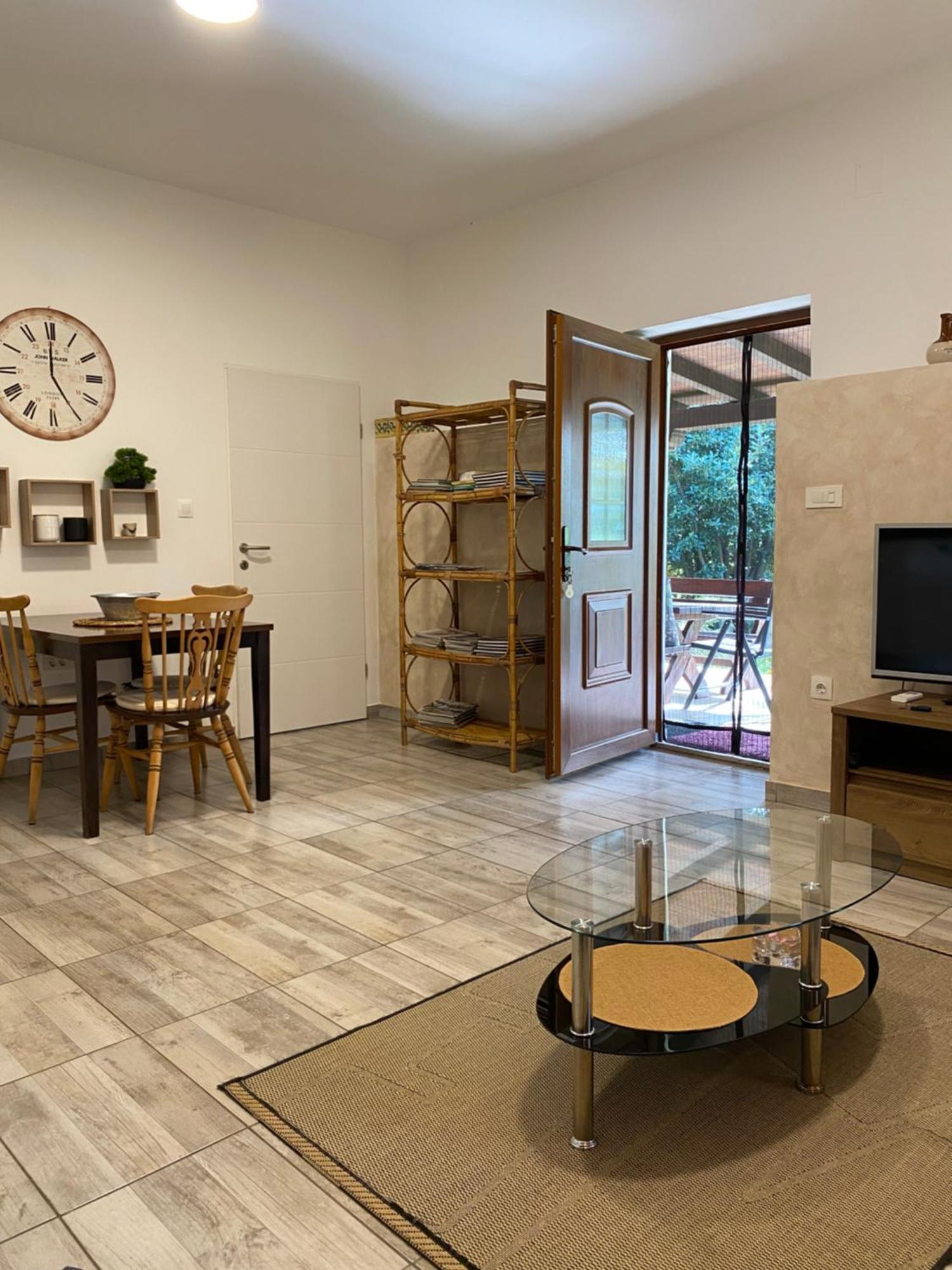 Apartman "Almond House 2" プーラ エクステリア 写真